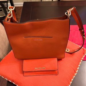 Beautiful leather bag in perfectly great condition.